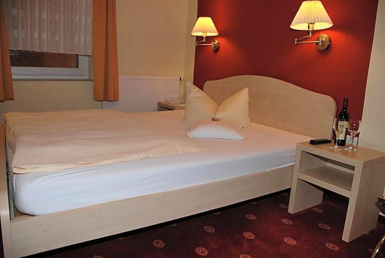 Bedroom 2, Gasthaus Kempermann, Oldenburg