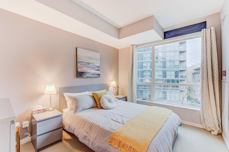 Bedroom 4, Rivetstays The Neptune, Toronto