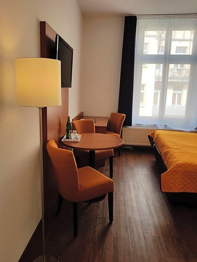 Room 3, Hotel Amber Altstadt, Vorpommern-Rügen