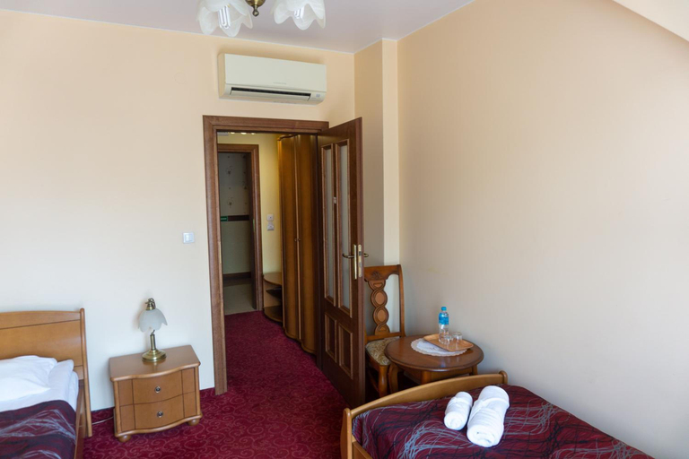 Bedroom 4, Hotel Hesperus, Biała Podlaska
