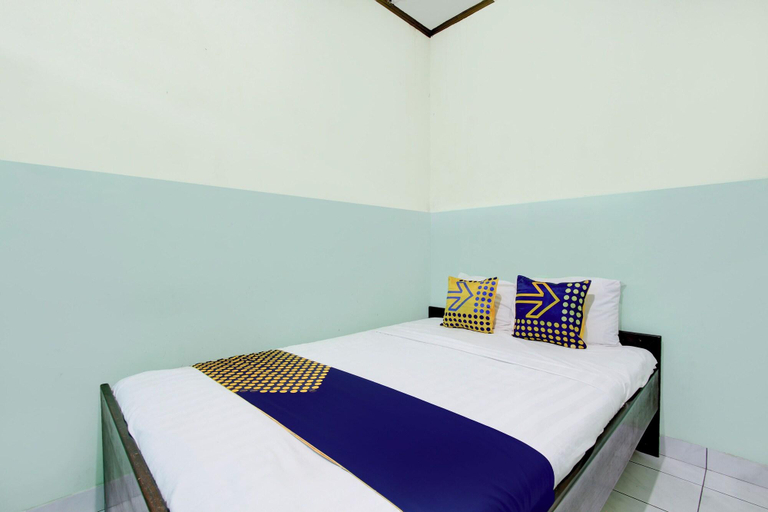 Room 3, Spot On 94211 Pondok Wisata Kaliandra, Sleman