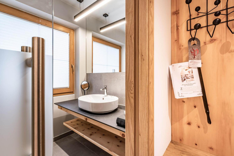Bathroom 3, Hotel Gasthof Perauer, Schwaz