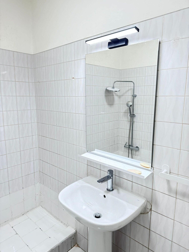 Room 3, Cascais Atlantic City Beach Guesthouse, Cascais