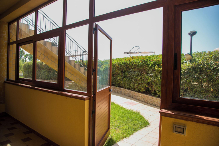 Exterior & Views 2, Residence Costa Tirrena, Messina