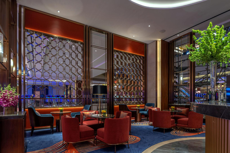 Bar 4, Solaire Resort North, Quezon City