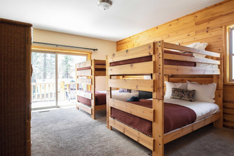 Lobby 3, Bernard By Avantstay Luxurious Cabin In Big Bear, San Bernardino