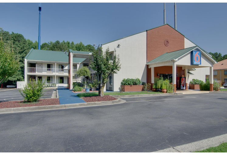 General view 3, Motel 6 Cartersville, GA, Bartow