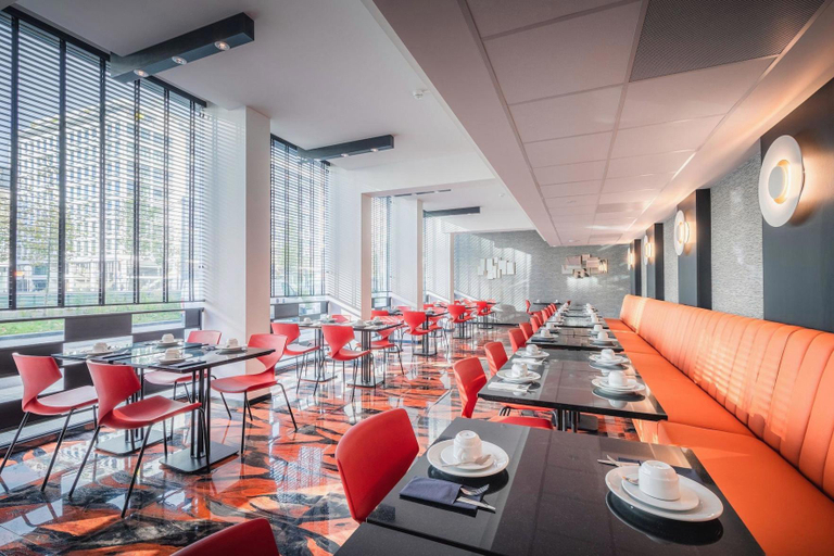 Food & Drinks 5, Top Amory Hotel by Hyllit Antwerp, Antwerpen