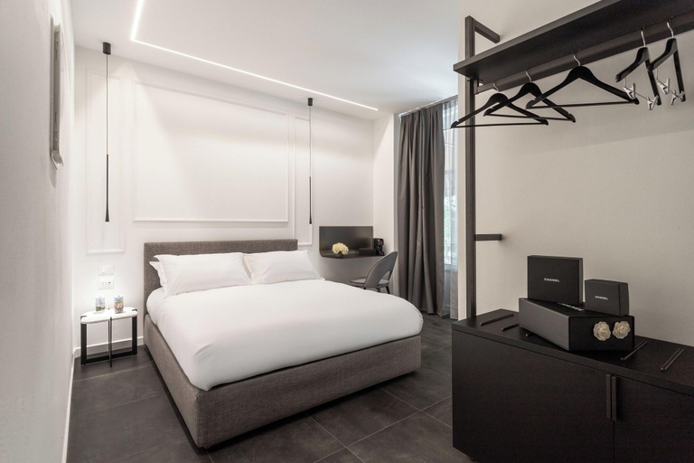 Bedroom 4, King Property, La Spezia