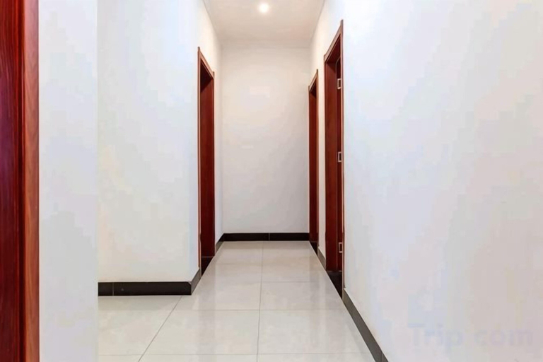 Others 5, Huashu Inn, Weinan