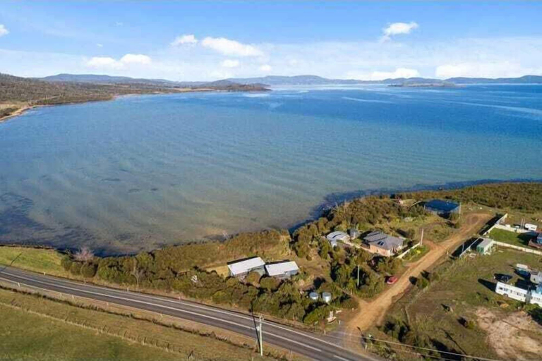 General view 4, Flotsam Studio Accommodation, Tasman