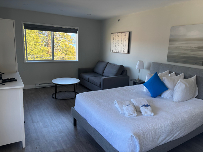 Room 3, Gibsons Landing Inn, Sunshine Coast