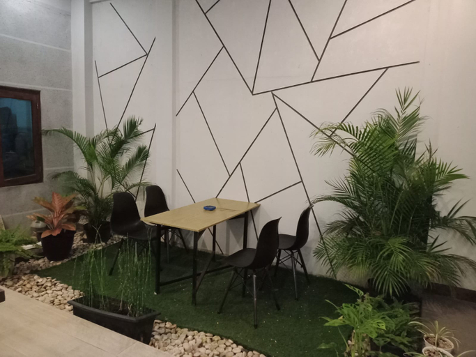Terrace, Alzara Hotel Syariah, Gunung Kidul