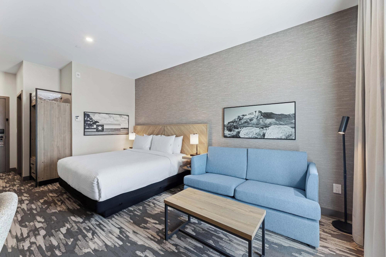 Room 5, Sandman Signature Dallas Las Colinas Hotel & Sui, Irving
