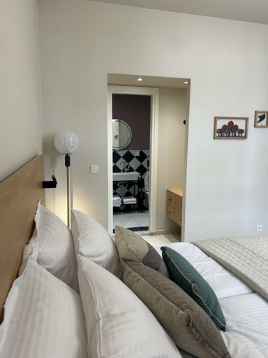 Bedroom 4, Living Yard Acropolis, Attica