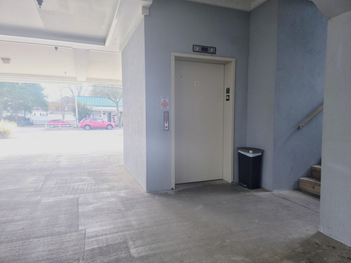 Public Area, Beaufort Harbour Suites, Carteret