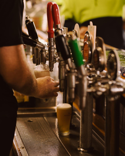 Food & Drinks 3, Billinudgel Hotel, Byron
