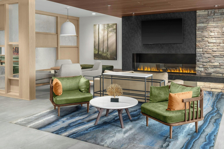 Public Area, Fairfield Inn & Suites by Marriott® Norwalk Des Moines, Warren