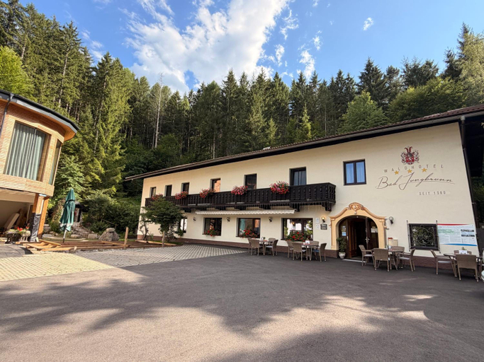 Exterior & Views 2, Waldhotel Bad Jungbrunn, Lienz
