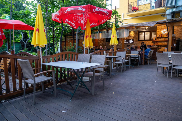 Food & Drinks, Hotel Restaurant Valley Rose, Wien
