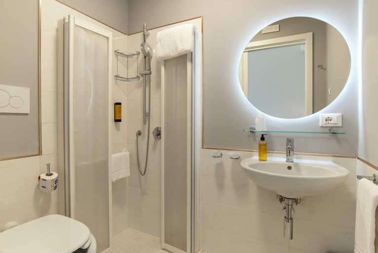 Bathroom 4, Hotel Delle Civette, Rome
