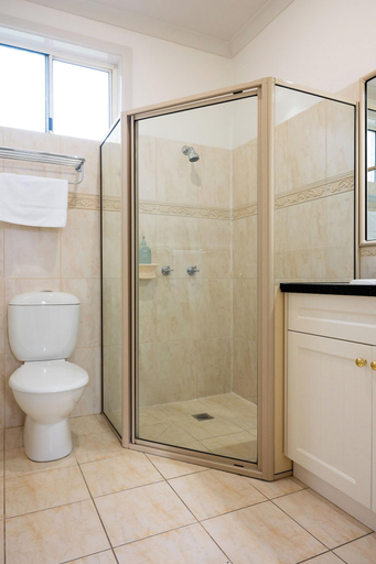 Bathroom 3, Riverview at Ross, Northern Midlands - Pt B
