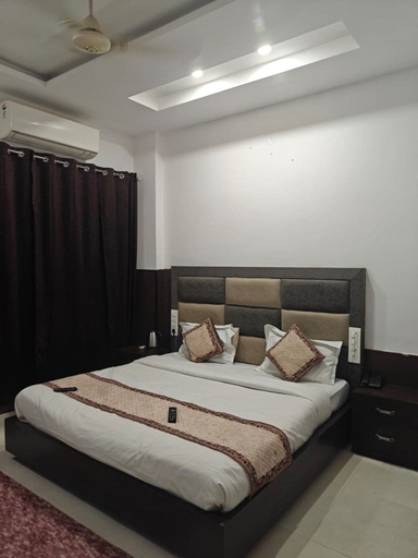 Bedroom 2, Hotel Yogasthali Rishikesh, Garhwal