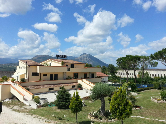 Exterior & Views 2, Hotel Vittoria, Benevento