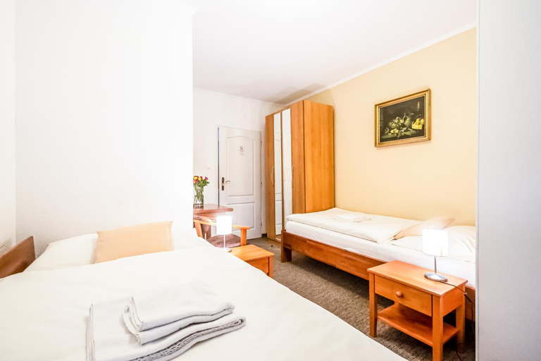 Bedroom 2, Hotel Squash Centrum, Prievidza
