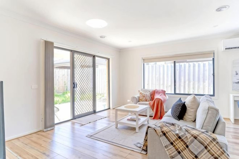 Living area 2, Modern Clyde House Smart TVDryer, Casey - South