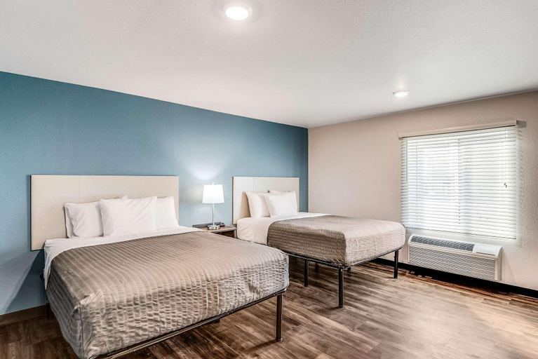 Room 5, Woodspring Suites West Des Moines, Polk