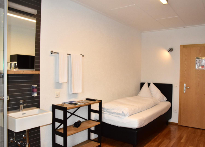 Bedroom 2, Hotel Rv Tia, Surselva