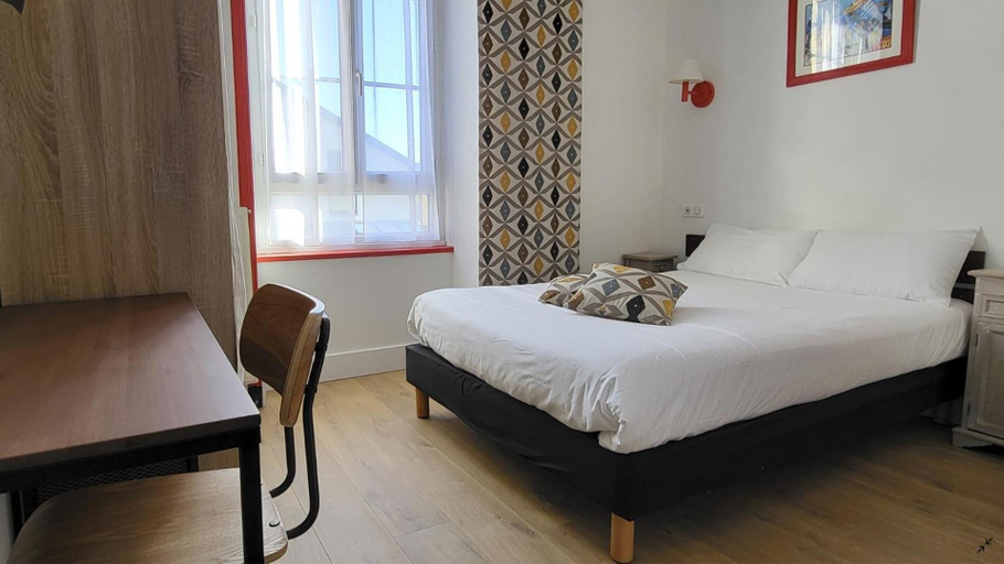 Bedroom 5, L'hôtel De Loctudy, Finistère