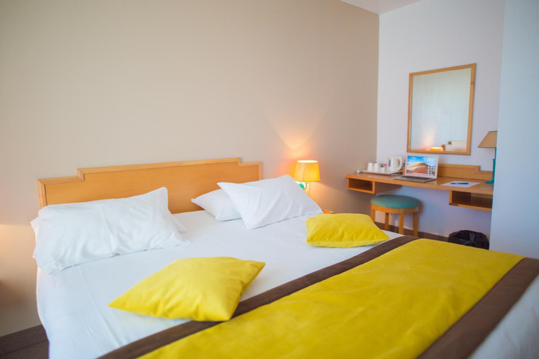 Bedroom 2, Golf Hotel De Mont Griffon, Val-d'Oise