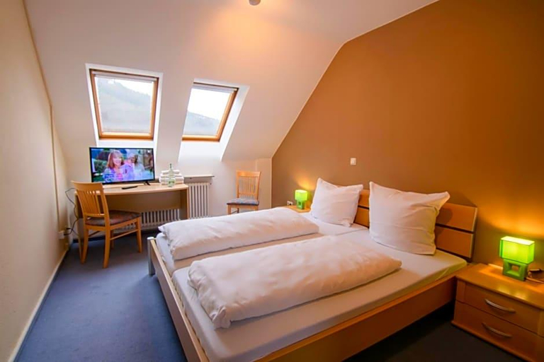 Room 4, Hotel Goldenes Fass, Main-Tauber-Kreis
