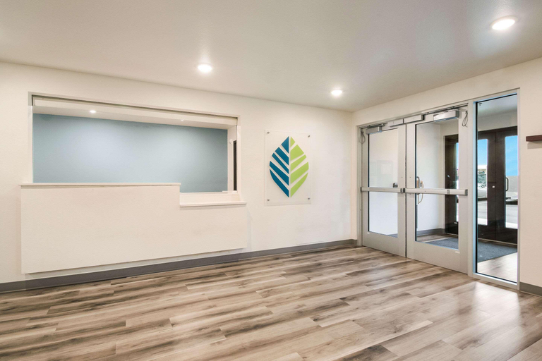 Public Area 2, WoodSpring Suites Portland Vancouver, Clark