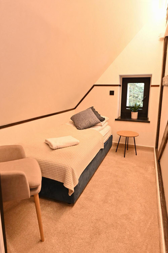 Bedroom 2, Sowia Ostoja Gory Sowie, Kłodzko