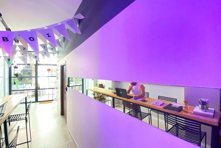 Public Area 2, Live In Athens, Psyrri Central Apartments, Attica