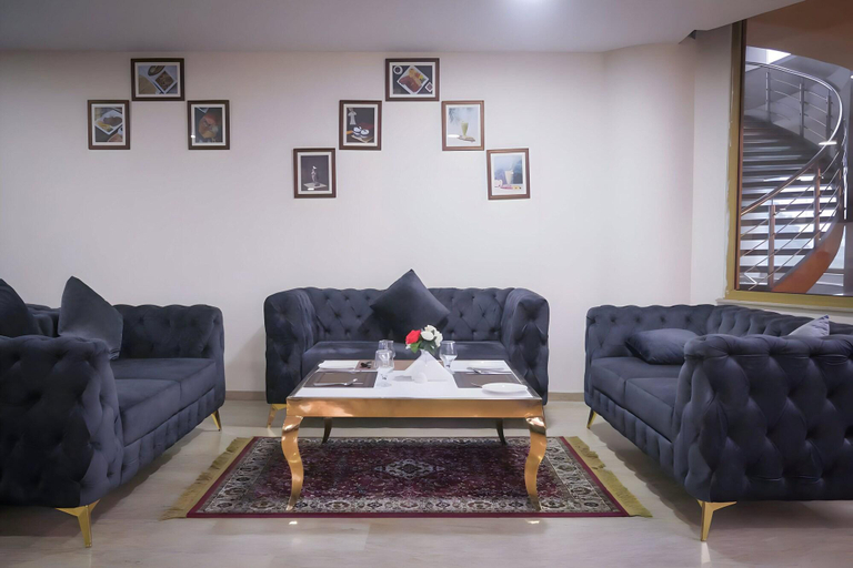 Public Area 3, Faletti's Express - Shimla Hill, Lahore