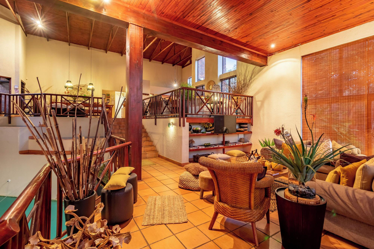 Public Area 5, Ulwazi Rock Lodge, Ehlanzeni