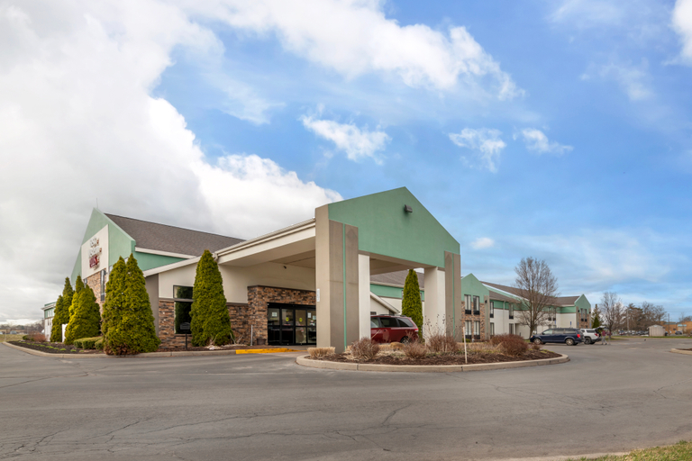 Exterior & Views 2, Syracuse Grand, Onondaga