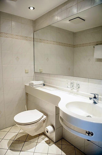 Bathroom 4, Gasthof Adler, Ravensburg