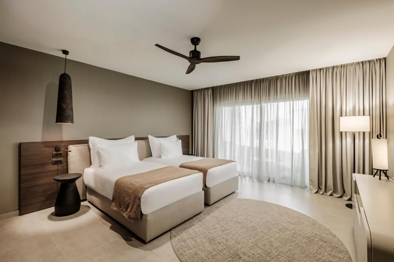 Room 2, Ax The Heights Residences - Adults Only