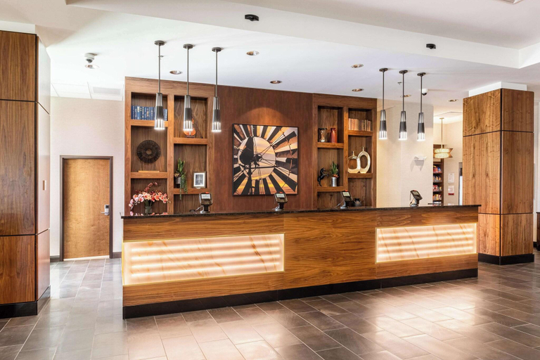 Public Area 2, Drury Plaza Hotel Dallas Arlington, Arlington