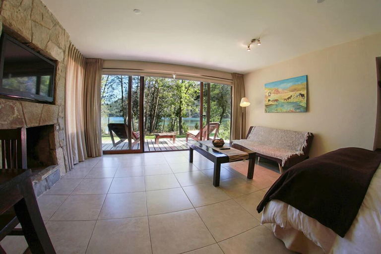 Room 5, Orillas Del Gutierrez, Bariloche