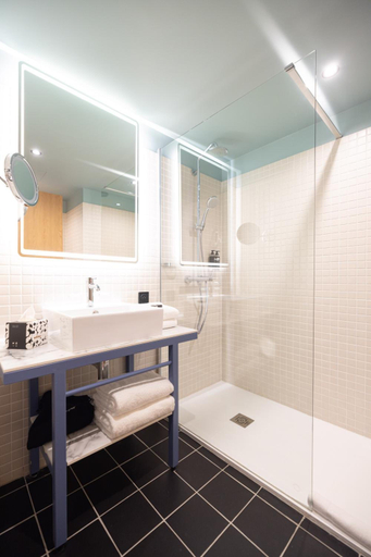 Bathroom 4, Kopster Hotel Residence Paris Ouest Colombes, Hauts-de-Seine