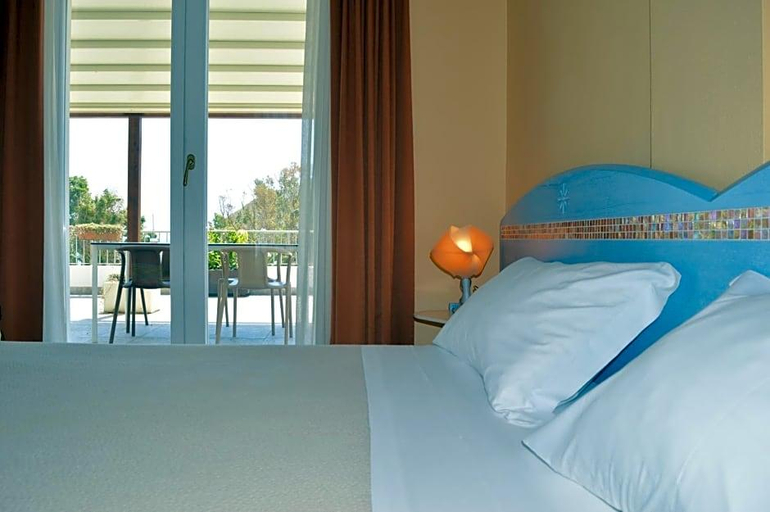 Bedroom 3, Hotel Chentu Lunas, Cagliari