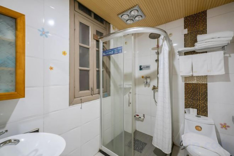 Bathroom 4, UUINN Villa, Xiamen