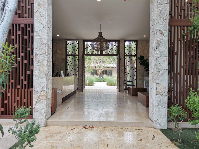 Lobby 4, Bohari, La Paz