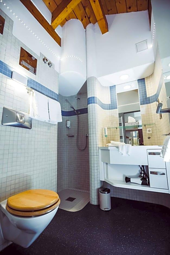 Bathroom 4, Hotel Und Appartementhof Waldeck, Passau
